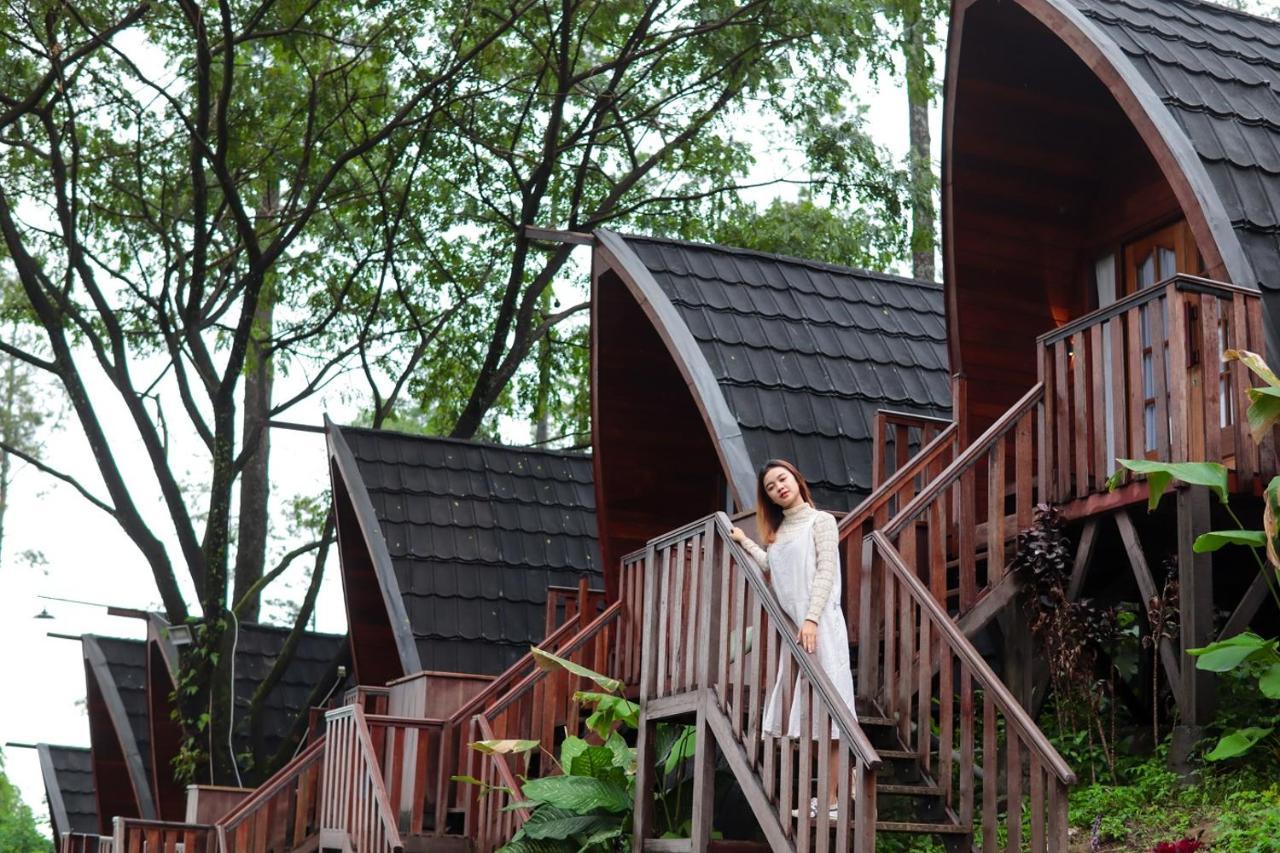 Villa Welirang Forest Pacet Mojokerto Exterior foto
